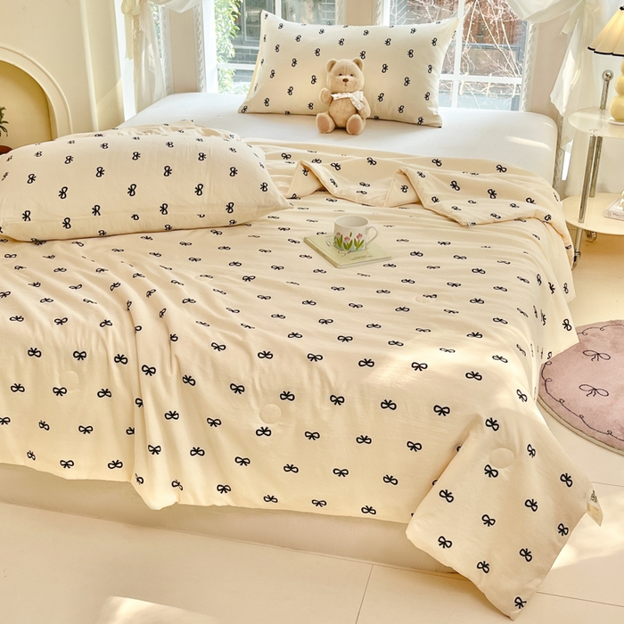 91家纺网 家纺一手货源 找家纺 星巴k家纺 2025糯糯棉A类大豆蛋白纤维夏凉被双层纱水洗棉夏被大豆被 蝴蝶结