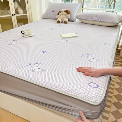 91家纺网 家纺一手货源 找家纺 （总）卡伦2025新款凉感丝凉豆豆凉席床笠提花系列