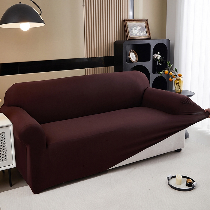 91家纺网 家纺一手货源 找家纺 共鸣沙发套 新款牛奶丝覆膜防水纯色系列沙发套 栗色