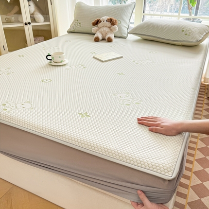 91家纺网 家纺一手货源 找家纺 （总）卡伦2025新款凉感丝凉豆豆凉席床笠提花系列