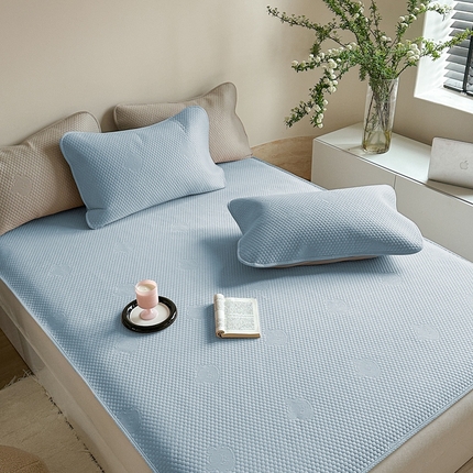 凉百百 2025新款3D豆豆凉感凉席系列-小熊 天空蓝