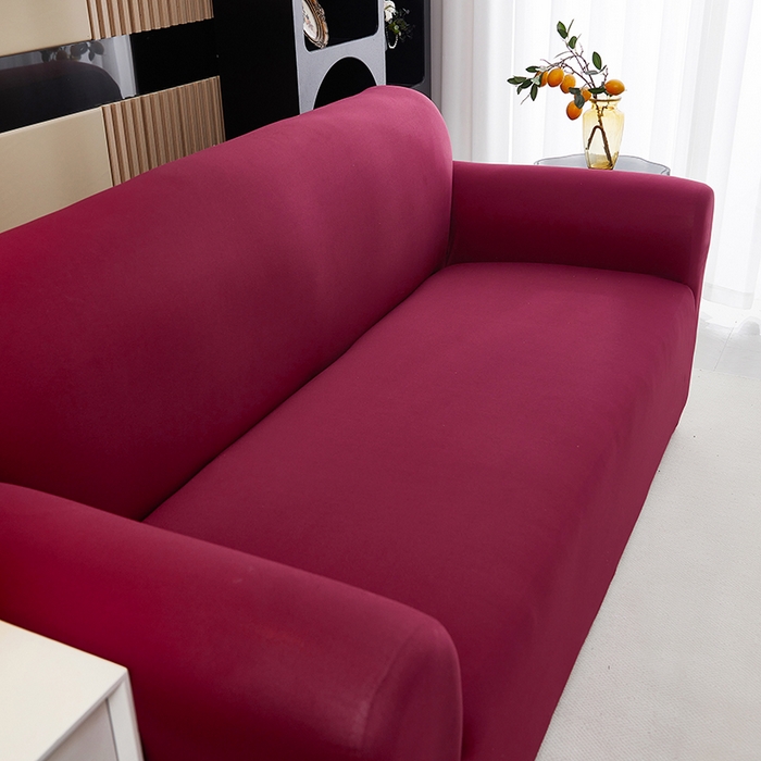 91家纺网 家纺一手货源 找家纺 共鸣沙发套 新款牛奶丝覆膜防水纯色系列沙发套 酒红色
