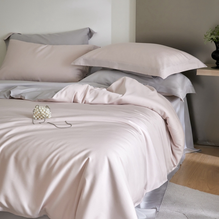 91家纺网 家纺一手货源 找家纺 金奇达2025新款【可芙】-轻氧水光天丝棉四件套（标准号全网控价（折后券后）不低于238元） 可芙-粉+灰