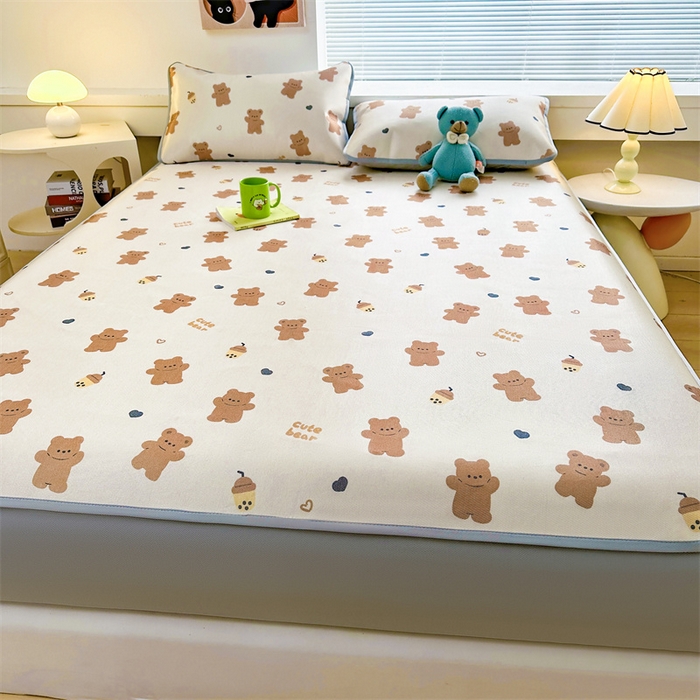 91家纺网 家纺一手货源 找家纺 雯豆家纺 2025夏季新品冰藤印花床笠三件套加厚冰丝软藤席小清新印花床罩单件 冰藤席-床笠款-奶茶王子