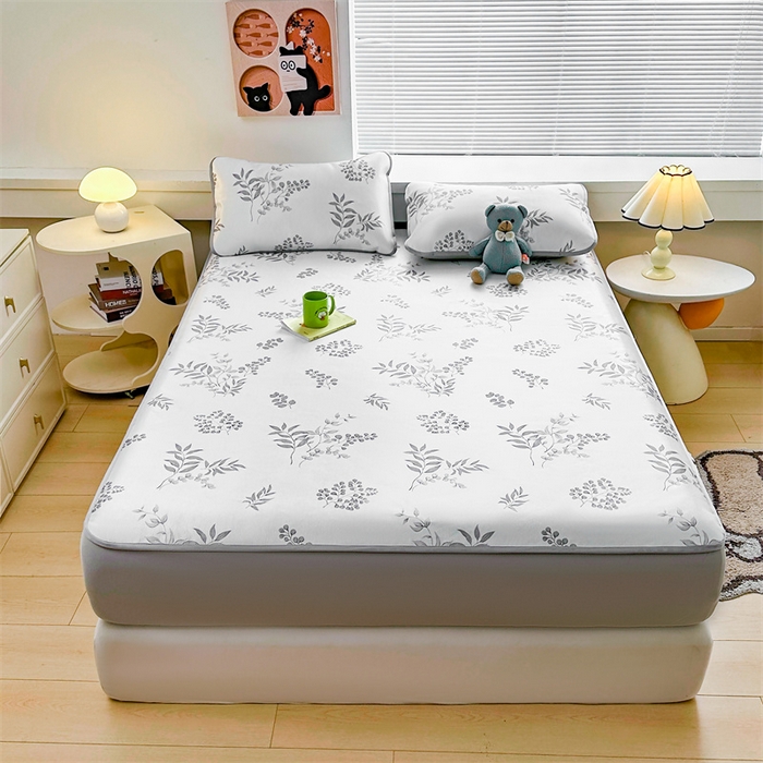 91家纺网 家纺一手货源 找家纺 雯豆家纺 2025夏季新品冰藤印花床笠三件套加厚冰丝软藤席小清新印花床罩单件 冰藤席-床笠款-赛里木语