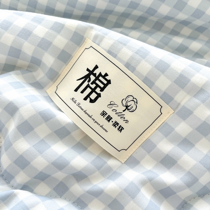 91家纺网 家纺一手货源 找家纺 爱宝被业 2025新款无印风新疆棉花夏被 100%新疆棉花 浅唱