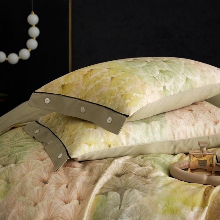 91家纺网 家纺一手货源 找家纺 金奇达2025新款【浮光花漾】-茧养莱赛尔四件套（标准号全网控价（折后券后）不低于258元） 冉冉星河