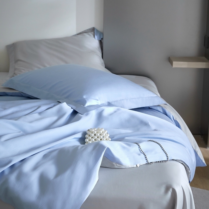 91家纺网 家纺一手货源 找家纺 金奇达2025新款【可芙】-轻氧水光天丝棉四件套（标准号全网控价（折后券后）不低于238元） 可芙-蓝+灰