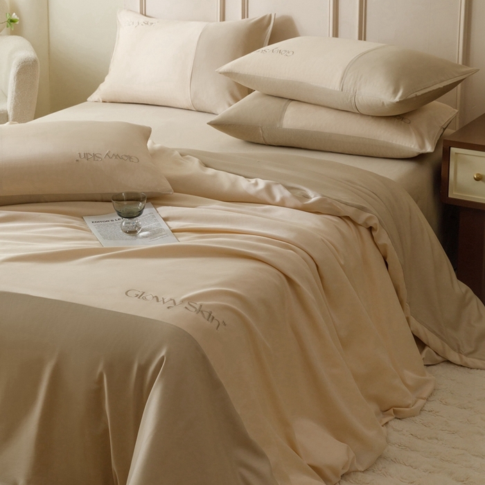 91家纺网 家纺一手货源 找家纺 金奇达2025新款【黛拉】-茧养莱赛尔四件套（标准号全网控价（折后券后）不低于228元） 黛拉-云母咖