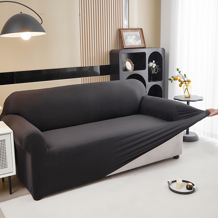 91家纺网 家纺一手货源 找家纺 共鸣沙发套 新款牛奶丝覆膜防水纯色系列沙发套 黑色