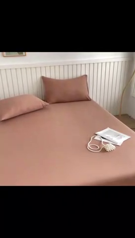 91家纺网 家纺一手货源 找家纺 芯元素 2025新款针织双层纱印花床笠 丝雾棕