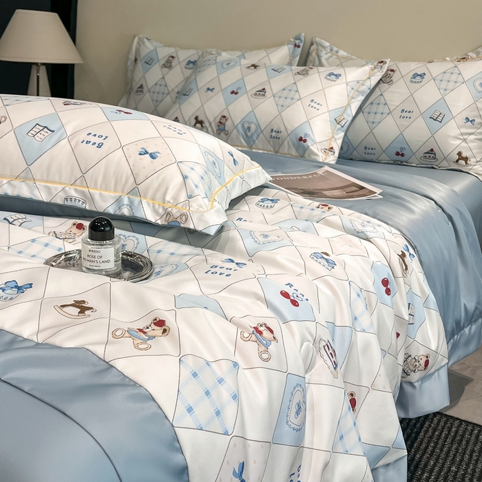 91家纺网 家纺一手货源 找家纺 佳品居 2025新款直播水洗天丝夏被冰丝夏凉被空调被四件套 熊先生