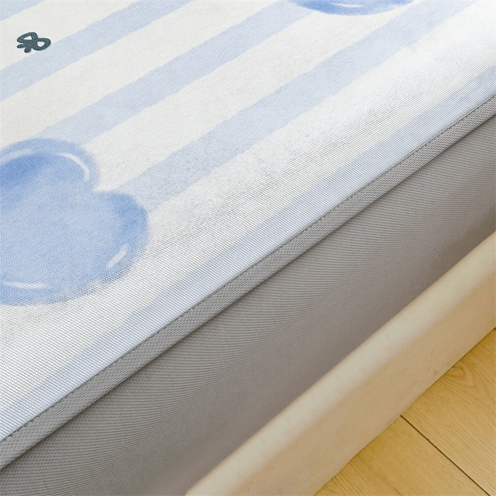 91家纺网 家纺一手货源 找家纺 雯豆家纺 2025夏季新品冰藤印花床笠三件套加厚冰丝软藤席小清新印花床罩单件 冰藤席-床笠款-心心相印