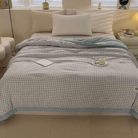 91家纺网 家纺一手货源 找家纺 爱宝被业 2025新款无印风新疆棉花夏被 100%新疆棉花 浅唱