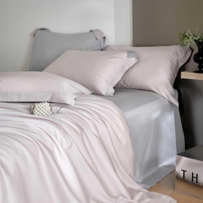 91家纺网 家纺一手货源 找家纺 金奇达2025新款【可芙】-轻氧水光天丝棉四件套（标准号全网控价（折后券后）不低于238元） 可芙-粉+灰