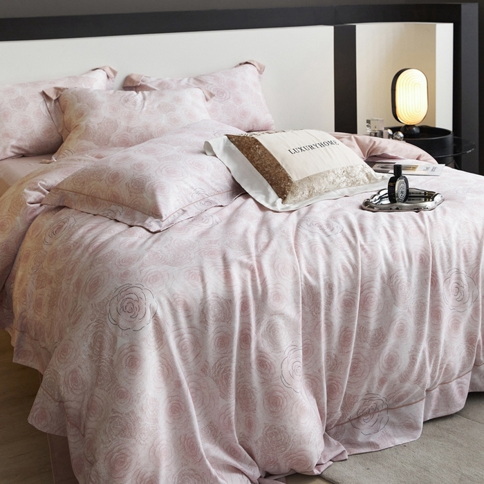 91家纺网 家纺一手货源 找家纺 金奇达2025新款【 巴赫之音】-茧养莱赛尔四件套（标准号全网控价（折后券后）不低于258元） 卡洛琳-藕粉