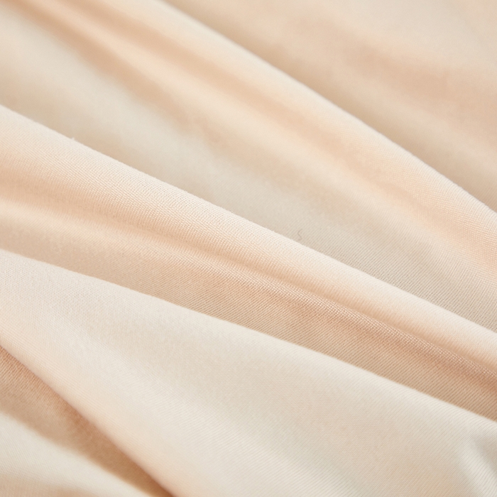 91家纺网 家纺一手货源 找家纺 共鸣沙发套 新款牛奶丝覆膜防水纯色系列沙发套 象牙白