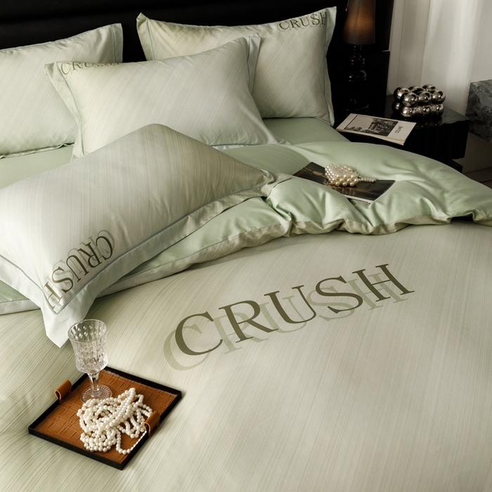 91家纺网 家纺一手货源 找家纺 金奇达2025新款【露娜】-轻氧水光天丝棉四件套（标准号全网控价（折后券后）不低于298元） 露娜-复古绿