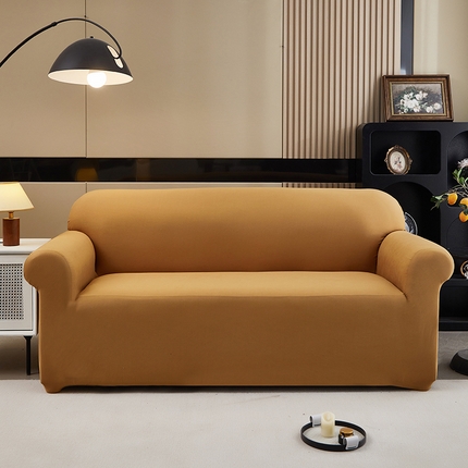 91家纺网 家纺一手货源 找家纺 共鸣沙发套 新款牛奶丝覆膜防水纯色系列沙发套 焦糖色