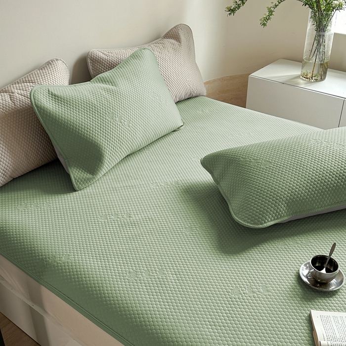 91家纺网 家纺一手货源 找家纺 凉百百 2025新款3D豆豆凉感凉席系列-小米粒 果绿