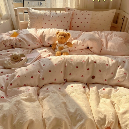 91家纺网 家纺一手货源 找家纺 （总）顾里2025新款蕾丝花边云感双层纱套件四件套