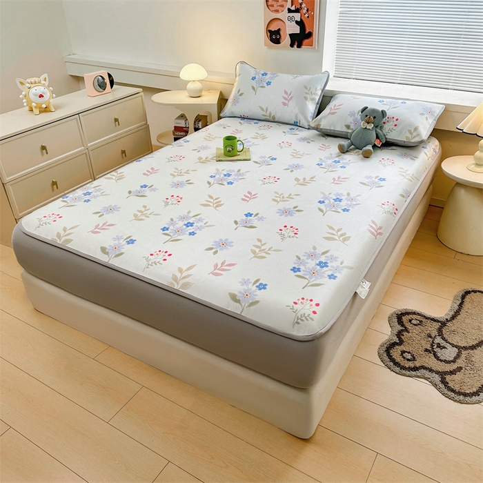 91家纺网 家纺一手货源 找家纺 雯豆家纺 2025夏季新品冰藤印花床笠三件套加厚冰丝软藤席小清新印花床罩单件 冰藤席-床笠款-花都丽影