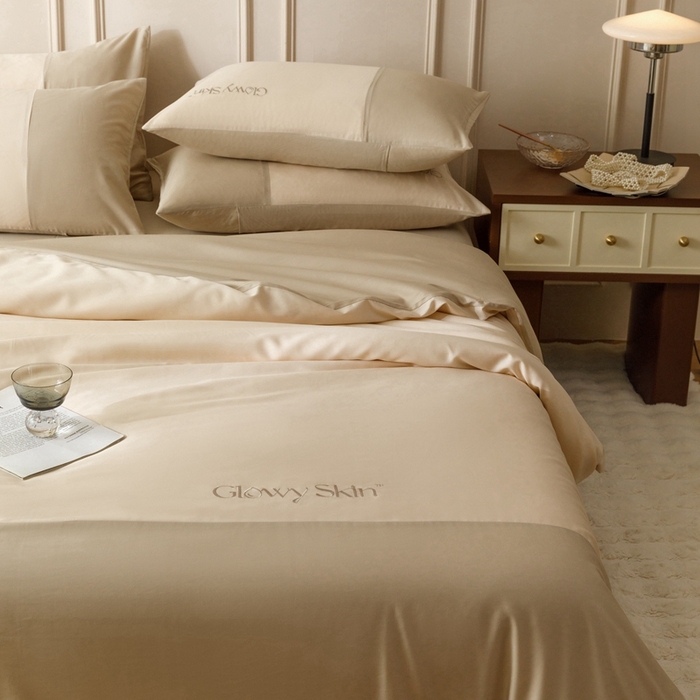 91家纺网 家纺一手货源 找家纺 金奇达2025新款【黛拉】-茧养莱赛尔四件套（标准号全网控价（折后券后）不低于228元） 黛拉-云母咖