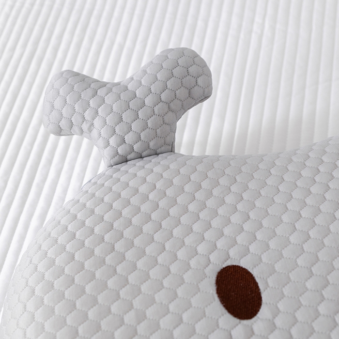 91家纺网 家纺一手货源 找家纺  2025新款慢回弹冰豆凉枕枕头枕芯 鲸鱼冰枕-灰