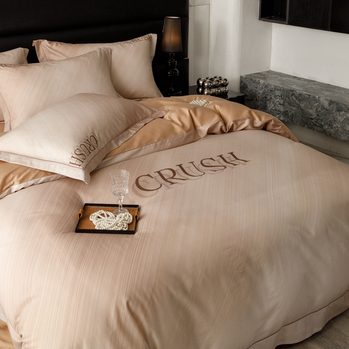 91家纺网 家纺一手货源 找家纺 金奇达2025新款【露娜】-轻氧水光天丝棉四件套（标准号全网控价（折后券后）不低于298元） 露娜-咖茶色