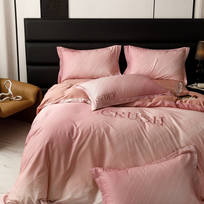 91家纺网 家纺一手货源 找家纺 金奇达2025新款【露娜】-轻氧水光天丝棉四件套（标准号全网控价（折后券后）不低于298元） 露娜-优雅粉