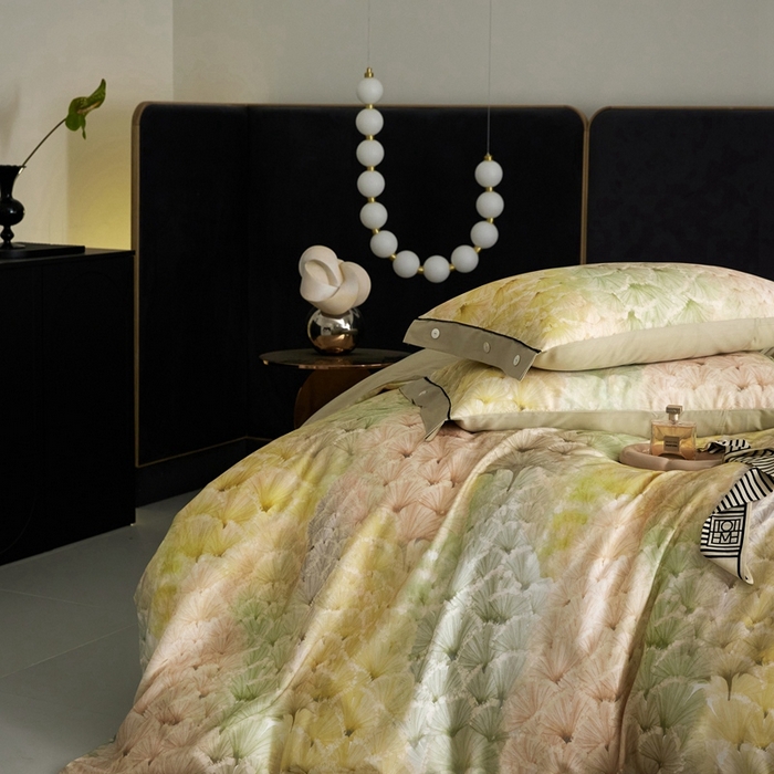 91家纺网 家纺一手货源 找家纺 金奇达2025新款【浮光花漾】-茧养莱赛尔四件套（标准号全网控价（折后券后）不低于258元） 冉冉星河