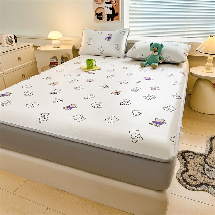 91家纺网 家纺一手货源 找家纺 雯豆家纺 2025夏季新品冰藤印花床笠三件套加厚冰丝软藤席小清新印花床罩单件 冰藤席-床笠款-米洛熊