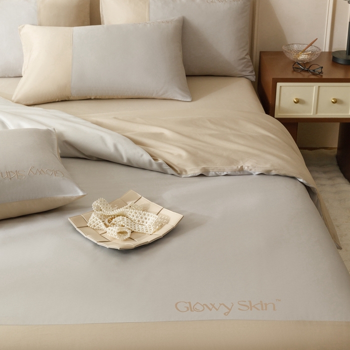 91家纺网 家纺一手货源 找家纺 金奇达2025新款【黛拉】-茧养莱赛尔四件套（标准号全网控价（折后券后）不低于228元） 黛拉-咖灰