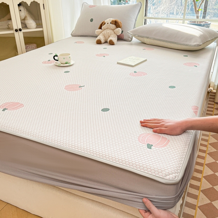 91家纺网 家纺一手货源 找家纺 卡伦2025新款凉感丝凉豆豆凉席床笠提花系列 凉豆豆-南瓜粉