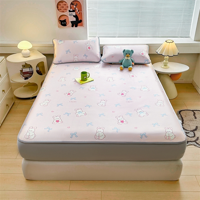 91家纺网 家纺一手货源 找家纺 （总）雯豆家纺 2025夏季新品冰藤印花床笠三件套加厚冰丝软藤席小清新印花床罩单件