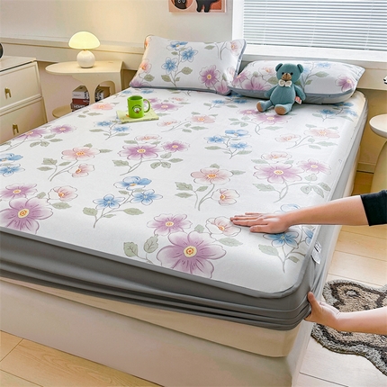 91家纺网 家纺一手货源 找家纺 雯豆家纺 2025夏季新品冰藤印花床笠三件套加厚冰丝软藤席小清新印花床罩单件 冰藤席-床笠款-出水芙蓉