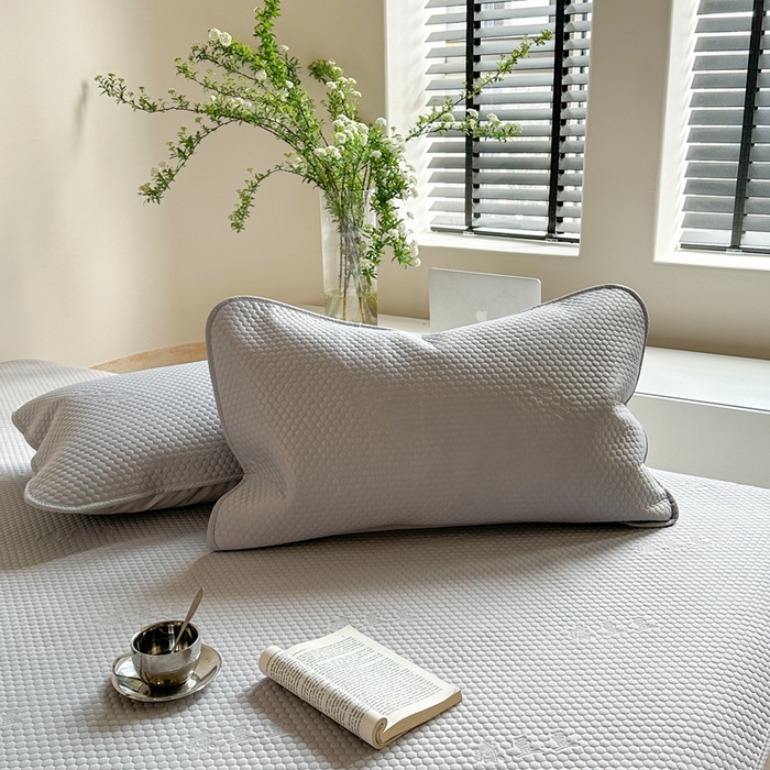 91家纺网 家纺一手货源 找家纺 凉百百 2025新款3D豆豆凉感凉席系列-小米粒 高级灰