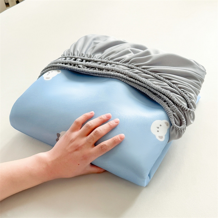 91家纺网 家纺一手货源 找家纺 雯豆家纺 2025夏季新品碳光冰丝凉席床笠款三件套印花小清新绑带冰丝席床罩 碳光冰丝席-床笠款-可爱点点