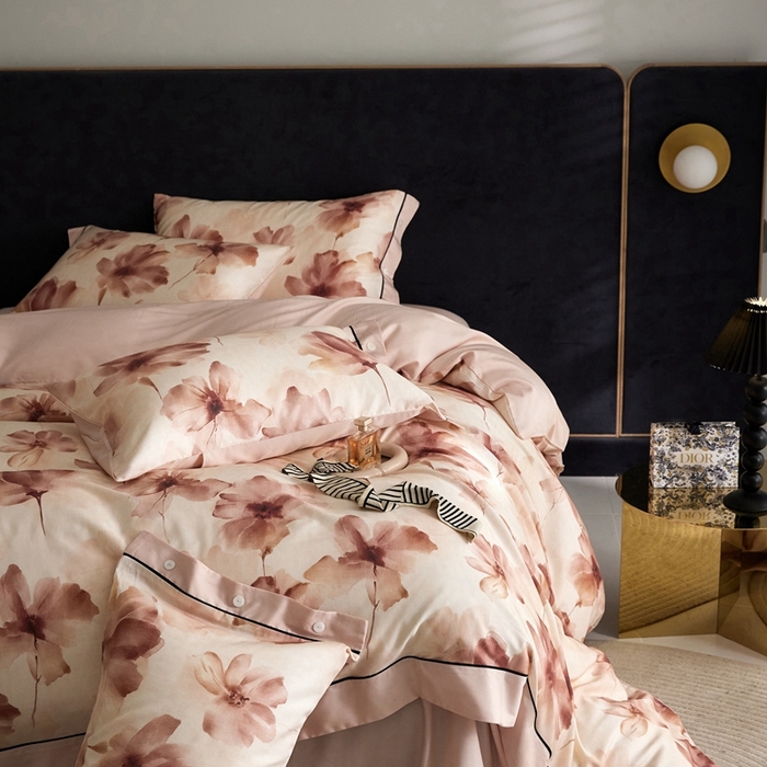 91家纺网 家纺一手货源 找家纺 金奇达2025新款【浮光花漾】-茧养莱赛尔四件套（标准号全网控价（折后券后）不低于258元） 南栀-卓雅粉