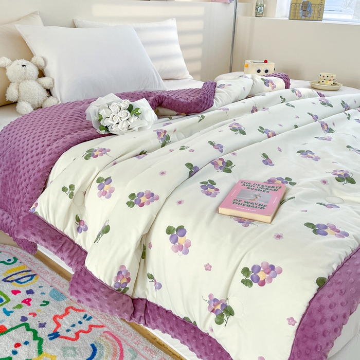 91家纺网 家纺一手货源 找家纺 爱宝被业 2025新款豆豆夏被 夏日葡萄