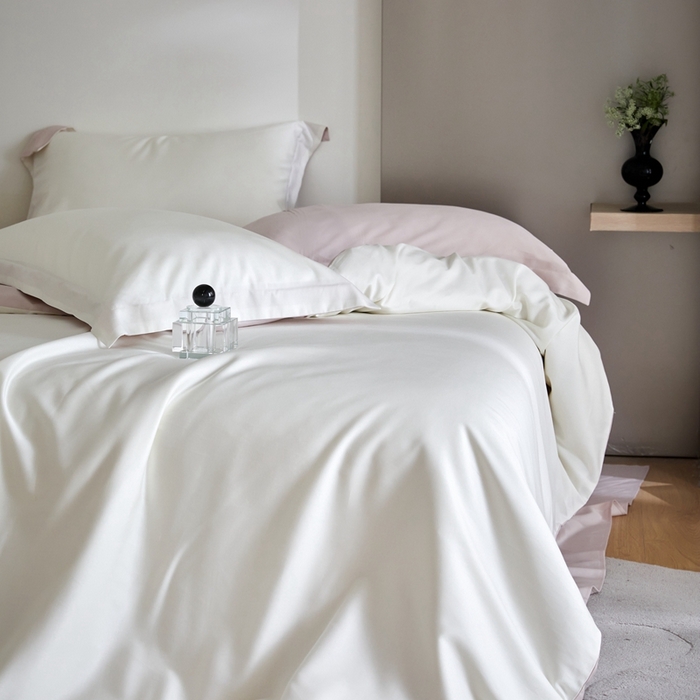 91家纺网 家纺一手货源 找家纺 金奇达2025新款【可芙】-轻氧水光天丝棉四件套（标准号全网控价（折后券后）不低于238元） 可芙-白+粉