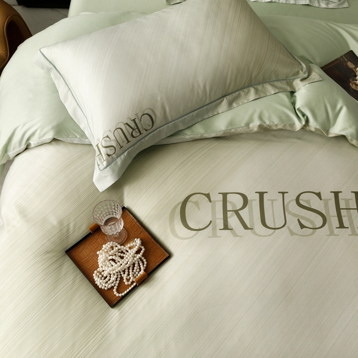 91家纺网 家纺一手货源 找家纺 金奇达2025新款【露娜】-轻氧水光天丝棉四件套（标准号全网控价（折后券后）不低于298元） 露娜-复古绿