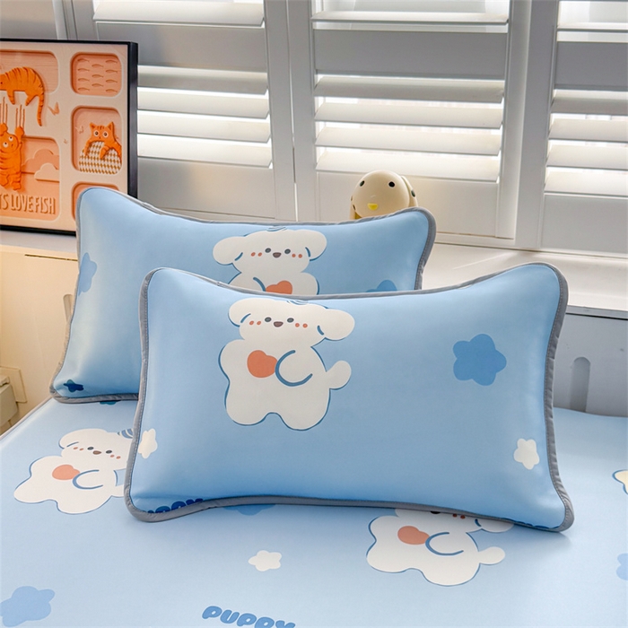 91家纺网 家纺一手货源 找家纺 雯豆家纺 2025夏季新品碳光冰丝凉席床笠款三件套印花小清新绑带冰丝席床罩 碳光冰丝席-床笠款-星星狗