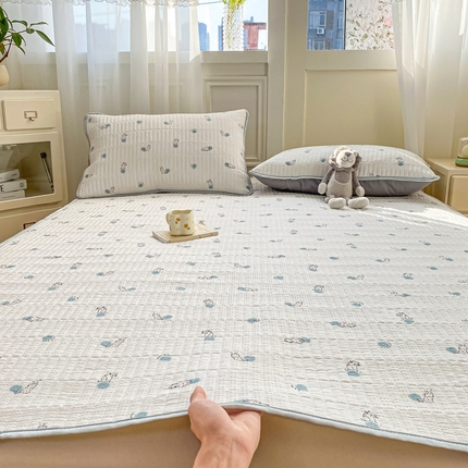 美克家居 2025新款泡泡纱软垫床护垫床褥子薄床垫 小花猫平铺款