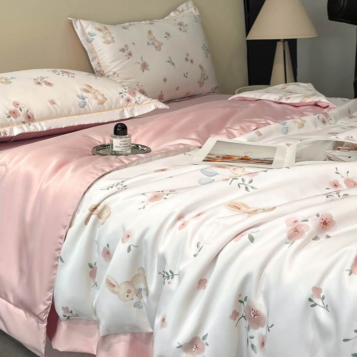 91家纺网 家纺一手货源 找家纺 佳品居 2025新款直播水洗天丝夏被冰丝夏凉被空调被四件套 花晨兔