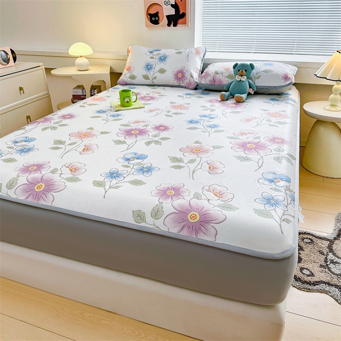 91家纺网 家纺一手货源 找家纺 雯豆家纺 2025夏季新品冰藤印花床笠三件套加厚冰丝软藤席小清新印花床罩单件 冰藤席-床笠款-出水芙蓉