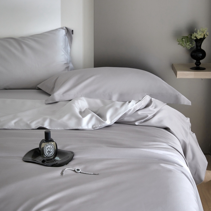 91家纺网 家纺一手货源 找家纺 金奇达2025新款【可芙】-轻氧水光天丝棉四件套（标准号全网控价（折后券后）不低于238元） 可芙-灰灰