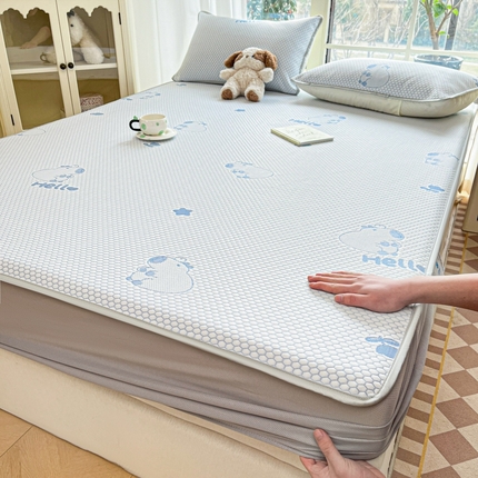 91家纺网 家纺一手货源 找家纺 （总）卡伦2025新款凉感丝凉豆豆凉席床笠提花系列