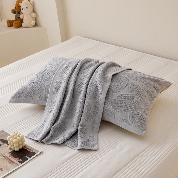 91家纺网 家纺一手货源 找家纺 悦然毛巾被 2025新款全棉老式枕巾毛圈款 海派旧韵浅灰一只