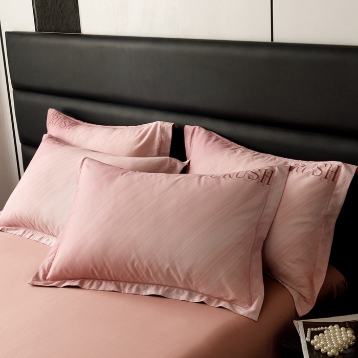 91家纺网 家纺一手货源 找家纺 金奇达2025新款【露娜】-轻氧水光天丝棉四件套（标准号全网控价（折后券后）不低于298元） 露娜-优雅粉